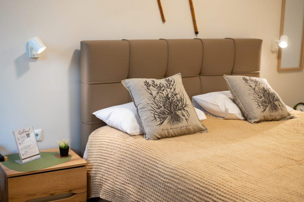 Nice and comfortable queen size bed with leather cover
